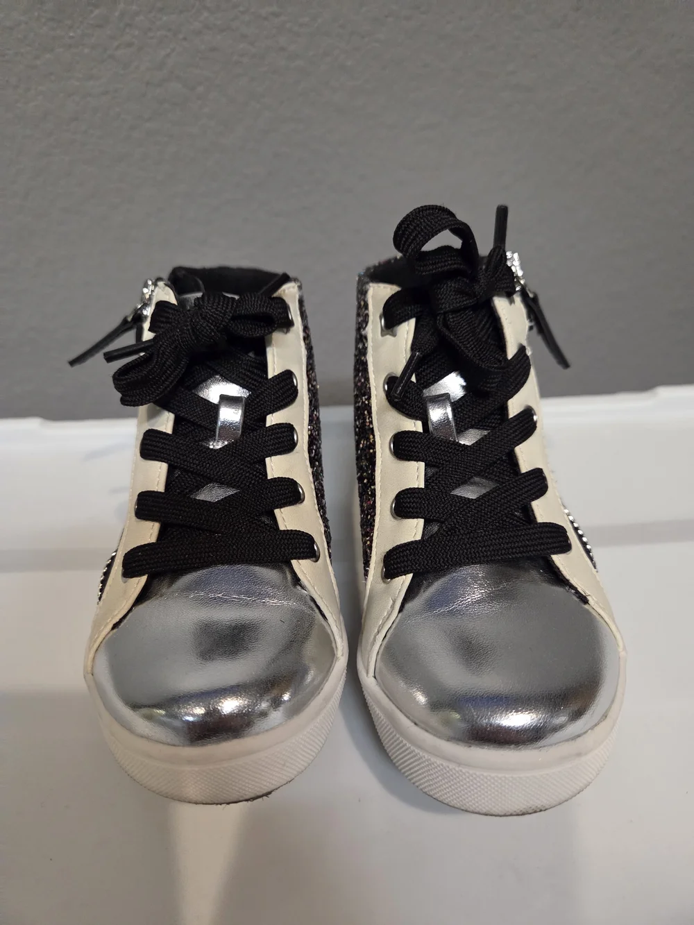 Nina Kids Glitter High-Top Boots in Silver, Black and White